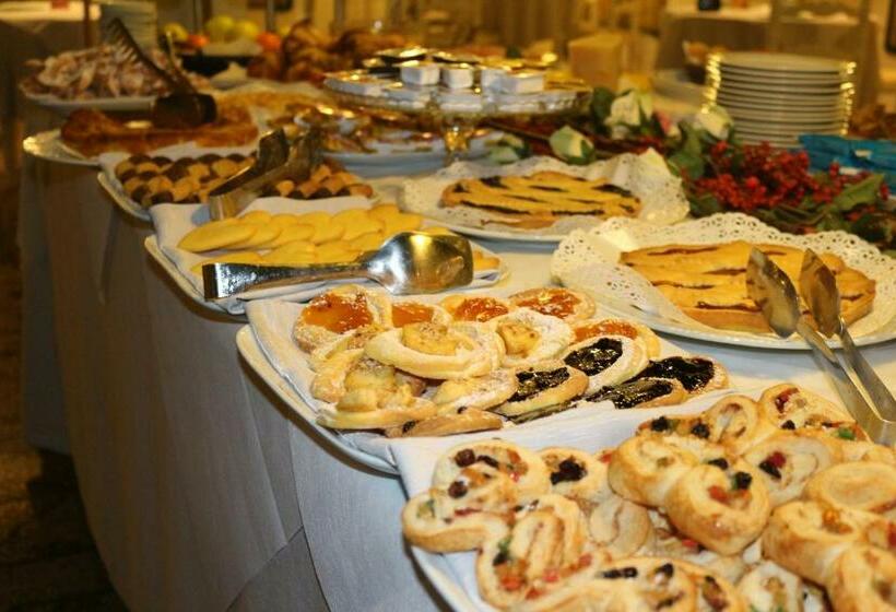 חדר סטנדרט, Le Cardinal