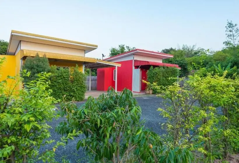 スタンダードバンガロー, Khun Ning Resort