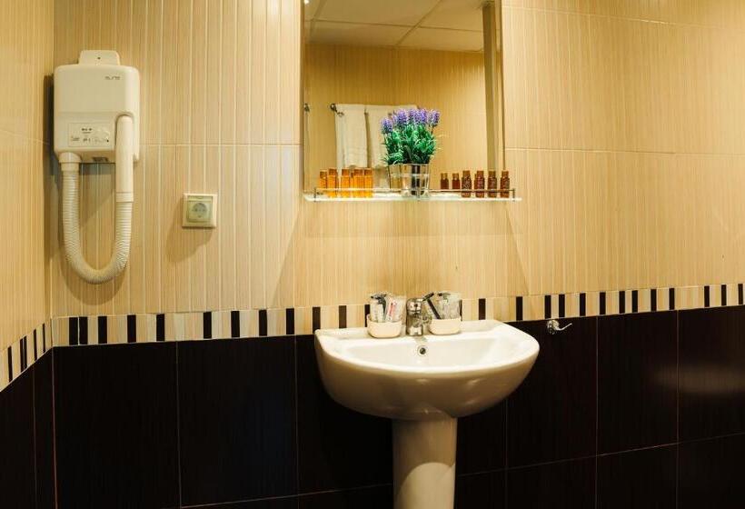 豪华房间, Ihtiman