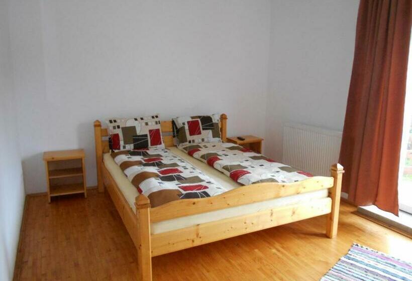 スタンダードルーム, Cabana Filip