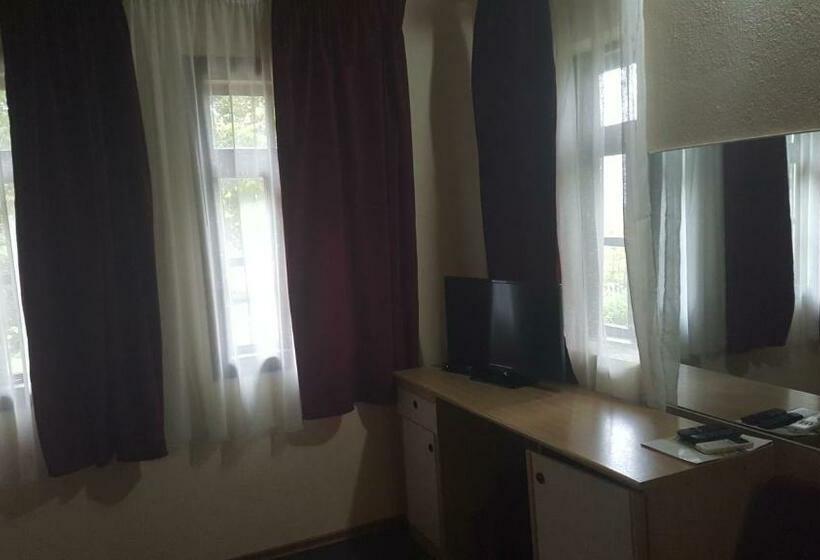 マウンテンビュースタンダードルーム, Complex Cherni Vrah