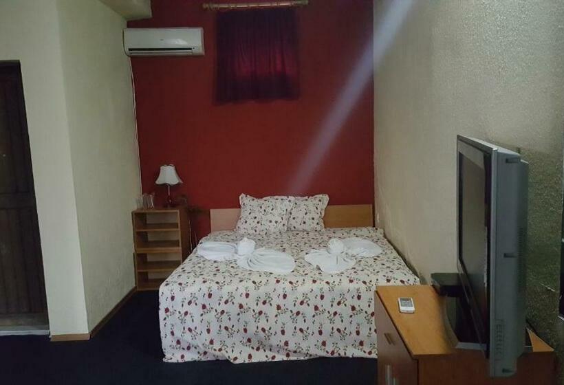 山の見えるジュニアスイート, Complex Cherni Vrah