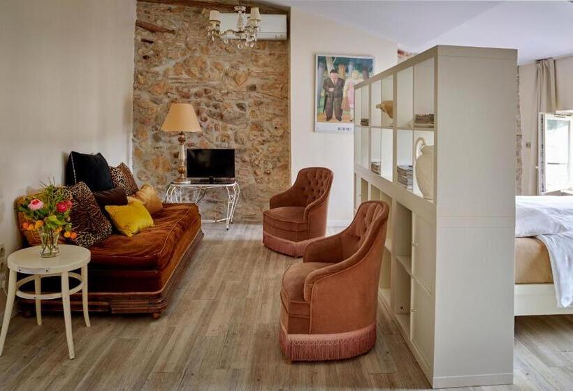 패밀리 룸, Domaine Des Agnelles