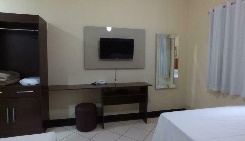 Quarto Estandar, Pousada Monte Das Colinas