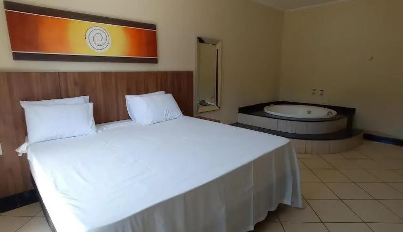 バスタブ付きデラックスルーム, Pousada Monte Das Colinas