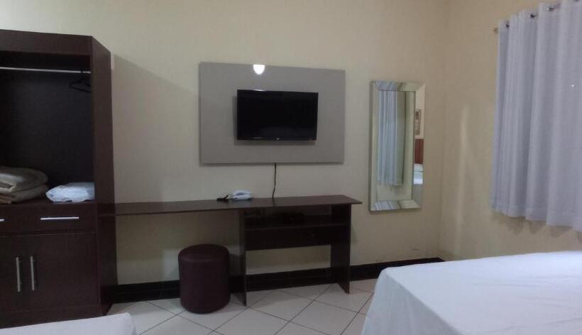 Quarto Deluxe, Pousada Monte Das Colinas