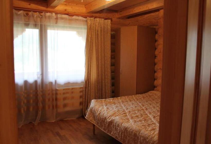 家庭山景房, Privatna Sadiba Chalet