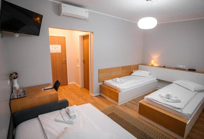 חדר סטנדרט, Pensiunea La Broscuta