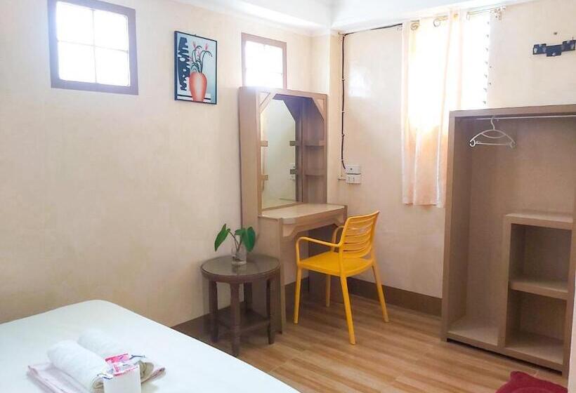 اتاق استاندارد, Stefanie Grace Paradise Inn