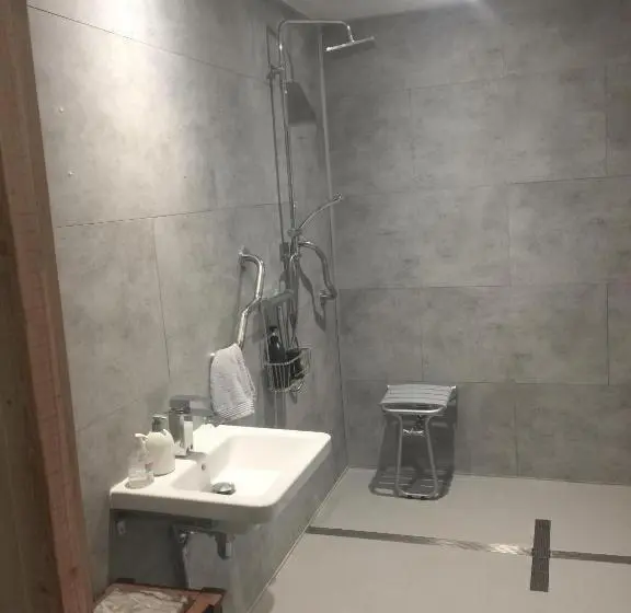 身障者適用スタンダードルーム, Le Logis Alexandra Bnb