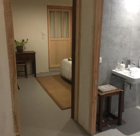 Номер Стандарт Адаптированный для Инвалидов, Le Logis Alexandra Bnb