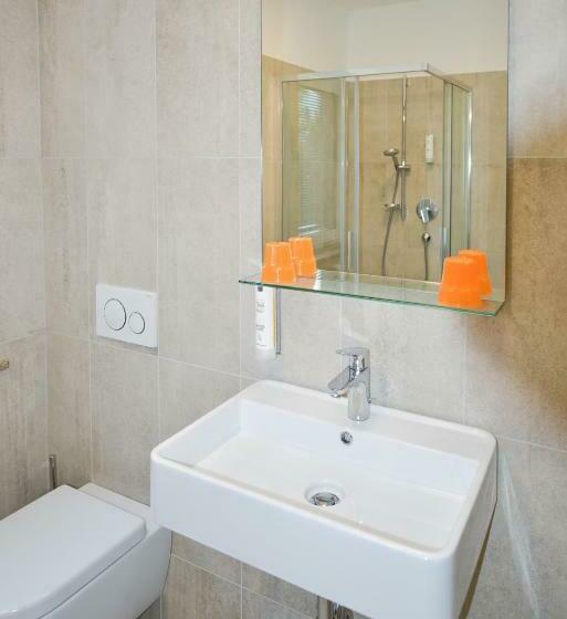 غرفة قياسية فردية مزودة بشُرفة, Pension Martha