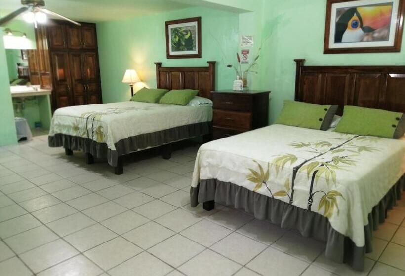 غرفة قياسية مطلّة علي الحديقة, Freedom Shores La Gringa Hotel   Universally Designed