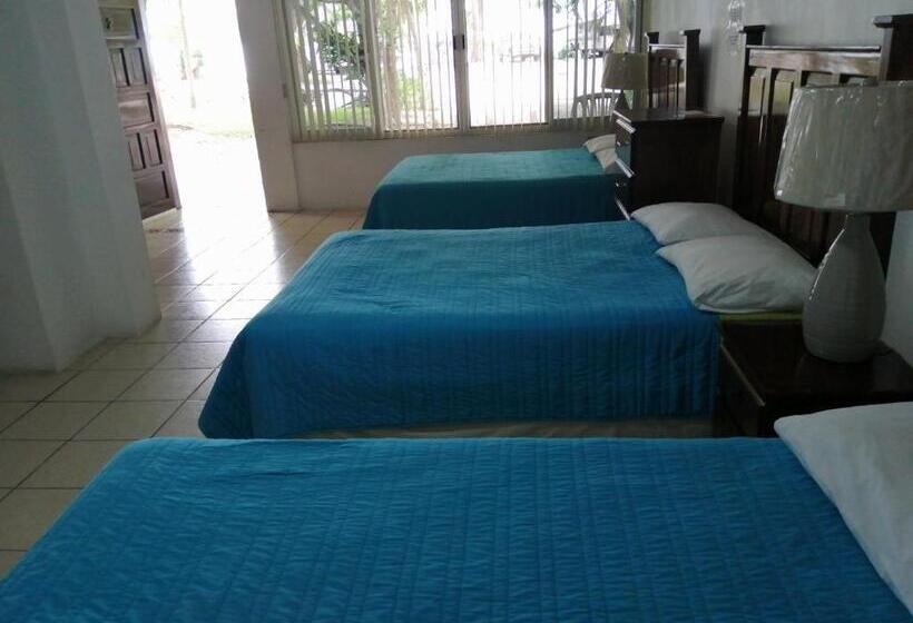 Triple Room Sea View, Freedom Shores La Gringa Hotel   Universally Designed