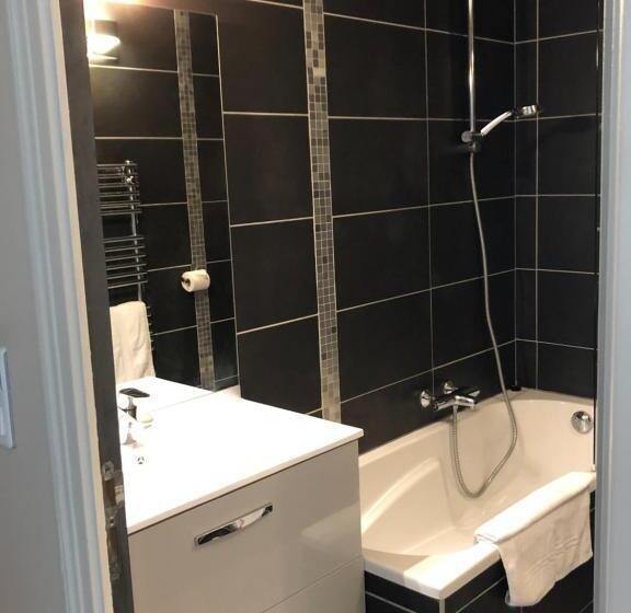 패밀리 룸, L Entre Mers