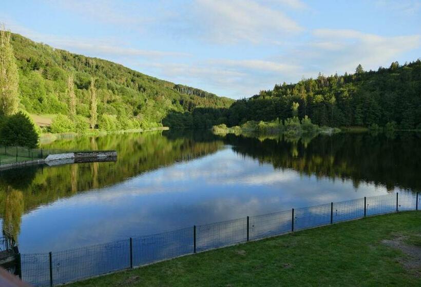 Номер Стандарт с Балконом, Le Lac Des Moines