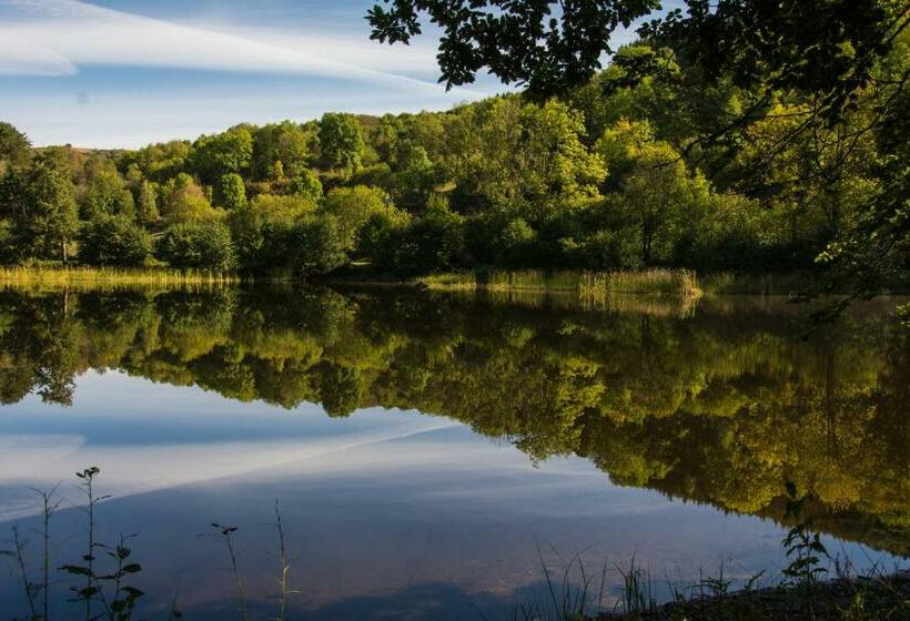 חדר סטנדרט לשלושה, Le Lac Des Moines