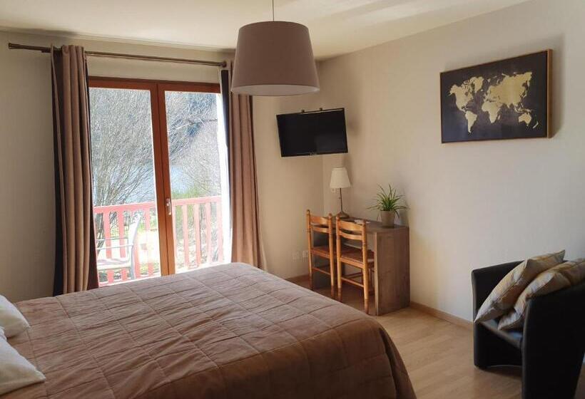 חדר סטנדרט עם מרפסת, Le Lac Des Moines