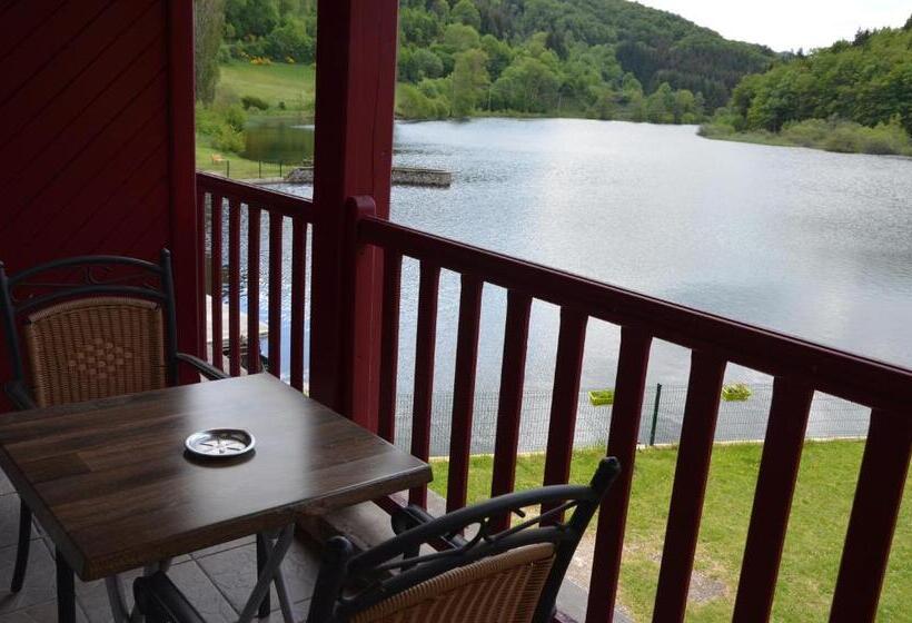 Номер Стандарт с Балконом, Le Lac Des Moines