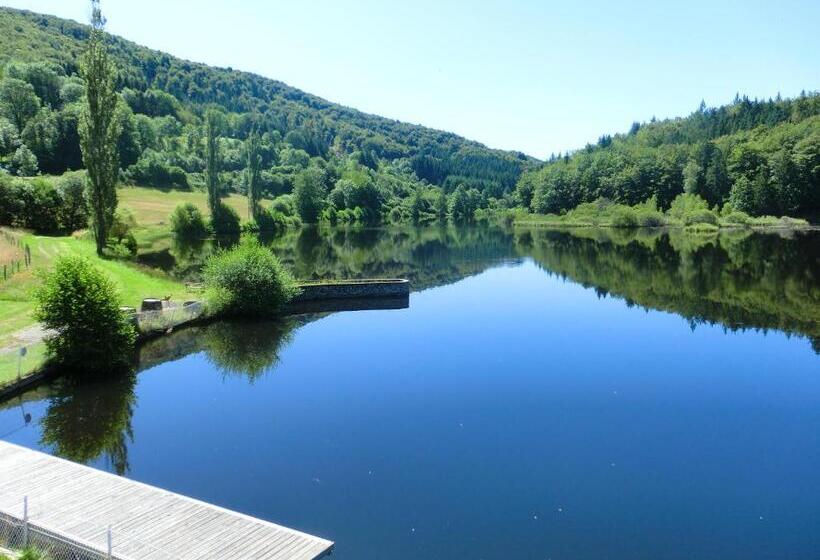 חדר סטנדרט לשלושה, Le Lac Des Moines