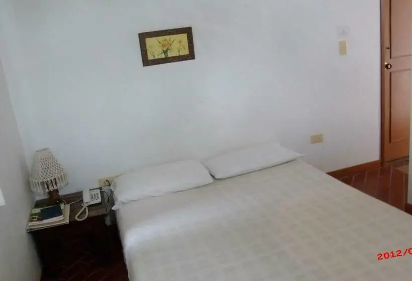 スタンダードシングルルーム, Veraneras Del Quindío