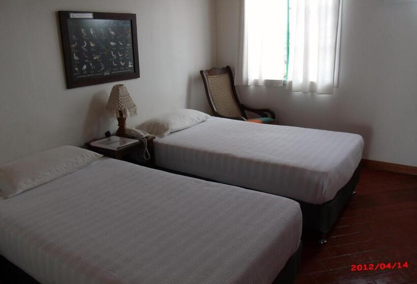 标准间, Veraneras Del Quindío