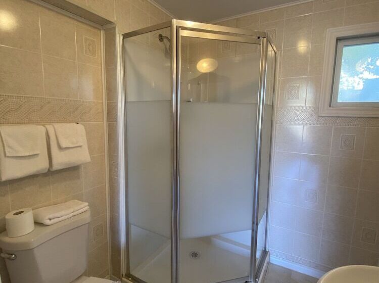 スタンダードルーム, Motel Des Erables