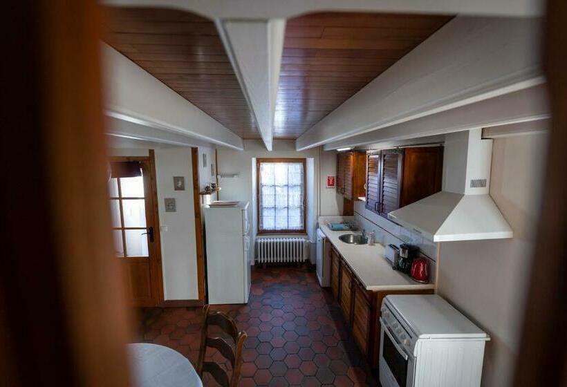Дом 1 Спальня, Maison D'hôte La Grange Aux Ayres