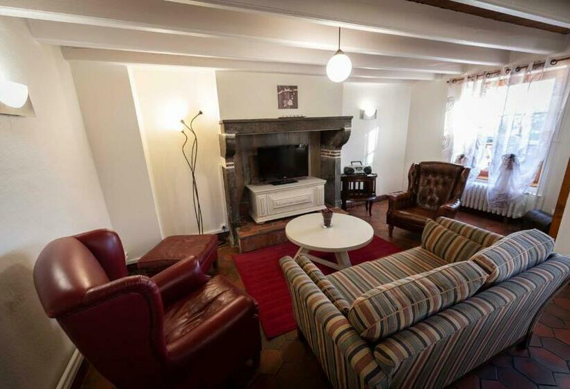 Дом 1 Спальня, Maison D'hôte La Grange Aux Ayres