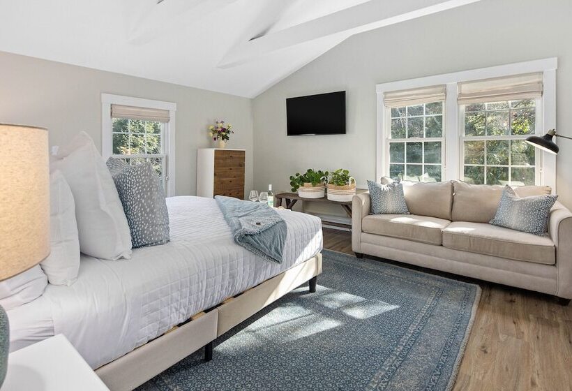 Quarto Deluxe, Lambert S Cove Inn & Resort