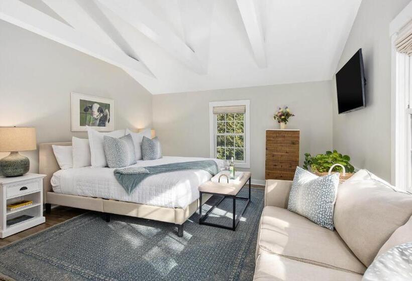 Quarto Superior Cama King, Lambert S Cove Inn & Resort