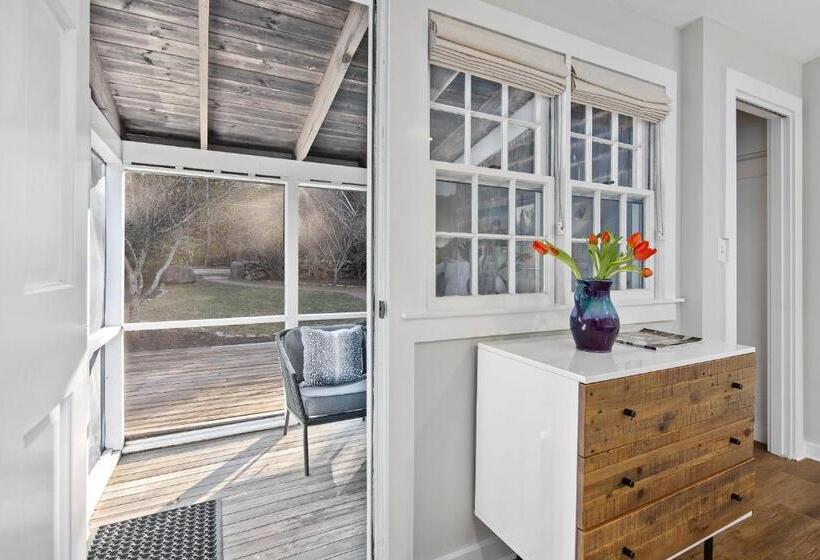 غرفة ديلوكس, Lambert S Cove Inn & Resort