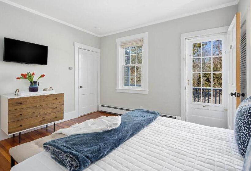 غرفة ديلوكس, Lambert S Cove Inn & Resort