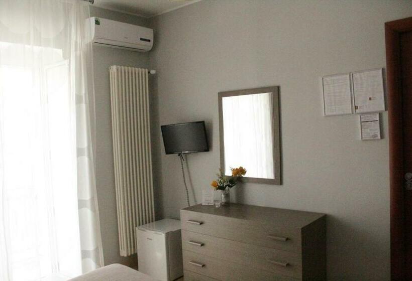 Номер Стандарт, B&b Palatium S.g