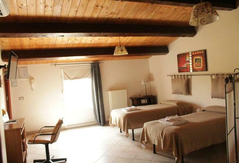 스탠다드 트리플 룸 테라스, B&b Palatium S.g