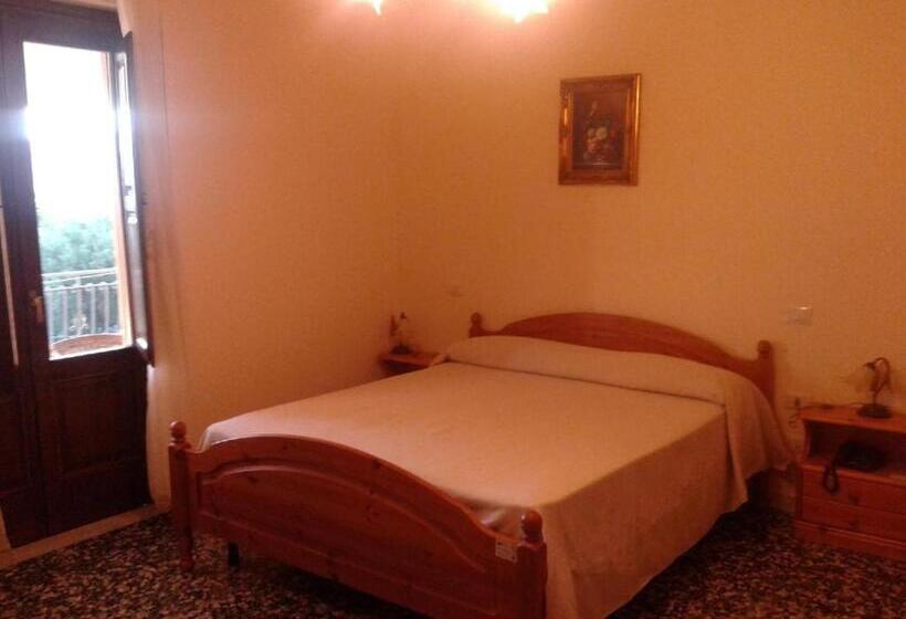 חדר דלוקס עם מרפסת נוף לים, Casa Vacanze Primula Palinuri