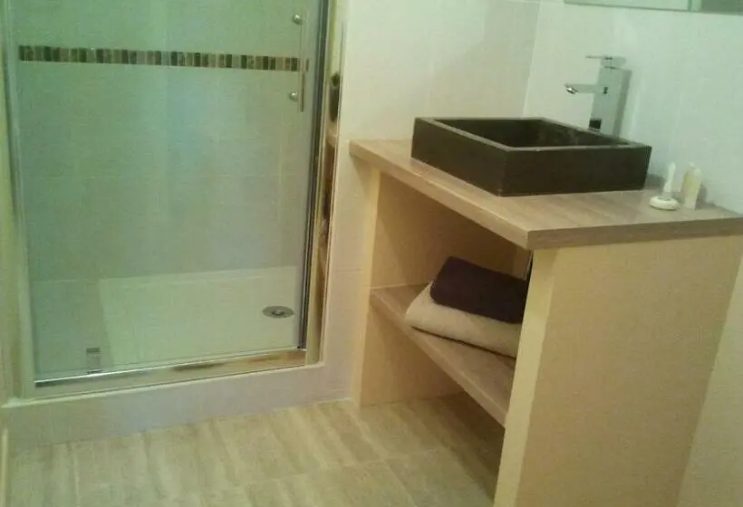 スタンダードルーム, Chambres D Hôtes La Grange Au Bois