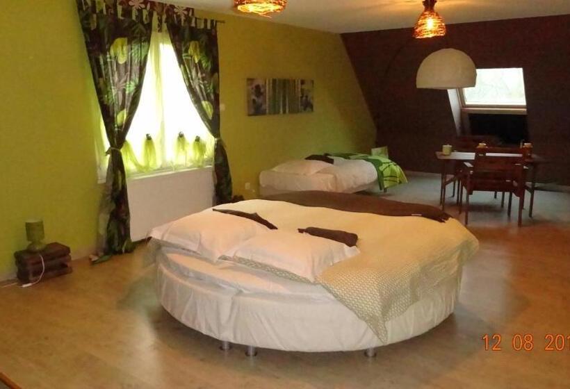 스탠다드 트리플 룸, Le Blockhaus De Domléger Et Spa