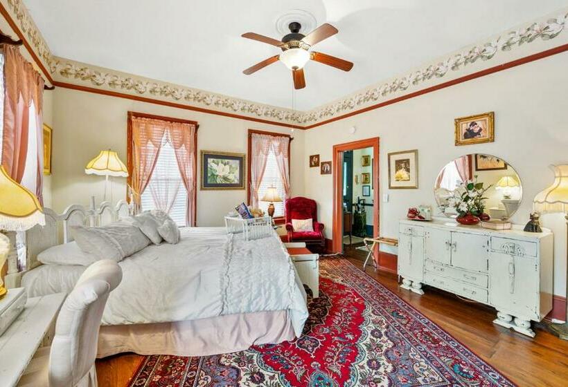 חדר סטנדרט לשלושה, Goodbread House Bed And Breakfast