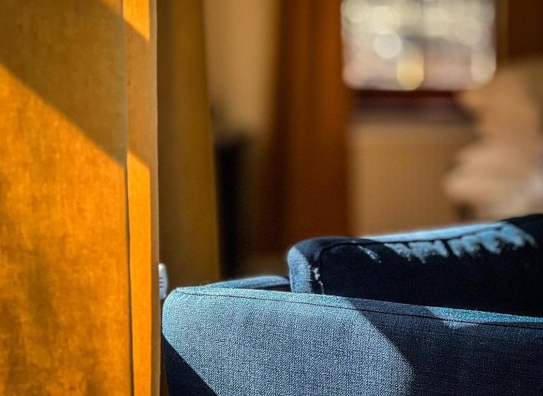 جناح, Templomvölgy Butik Hotel Mátrakeresztes