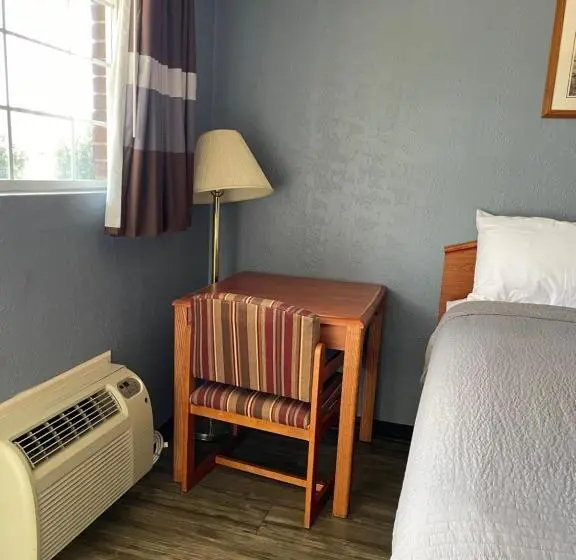 スタンダードルーム, Deerfield Inn