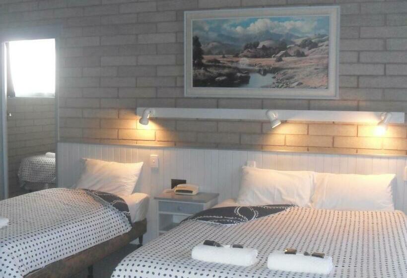 חדר משפחתי, Motel Dimboola