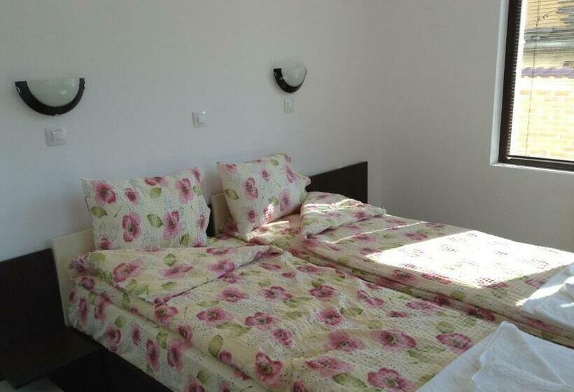 标准间, Guest House Luchi