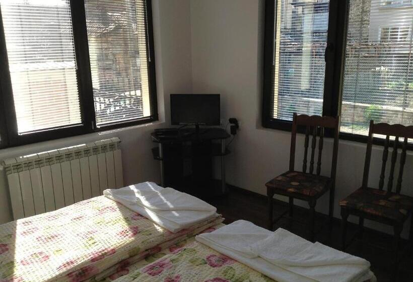 Номер Стандарт, Guest House Luchi