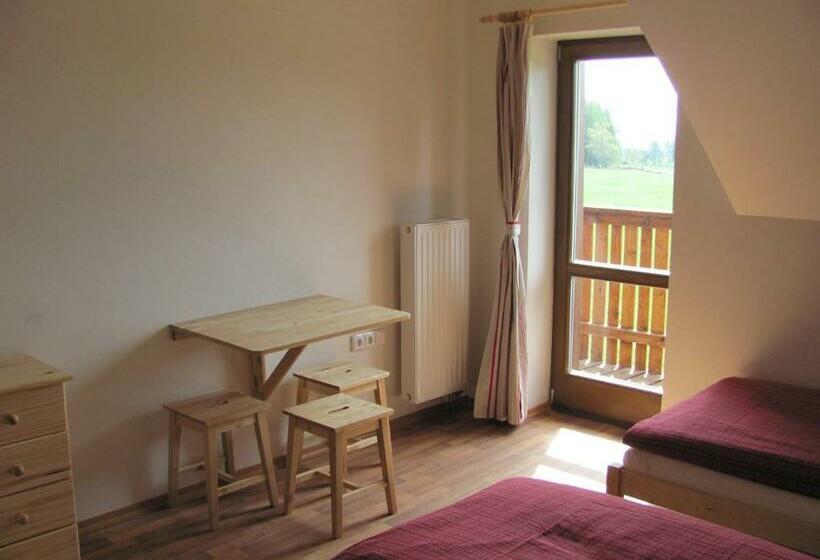 스탠다드 트리플 발코니 룸, Penzion Pláně