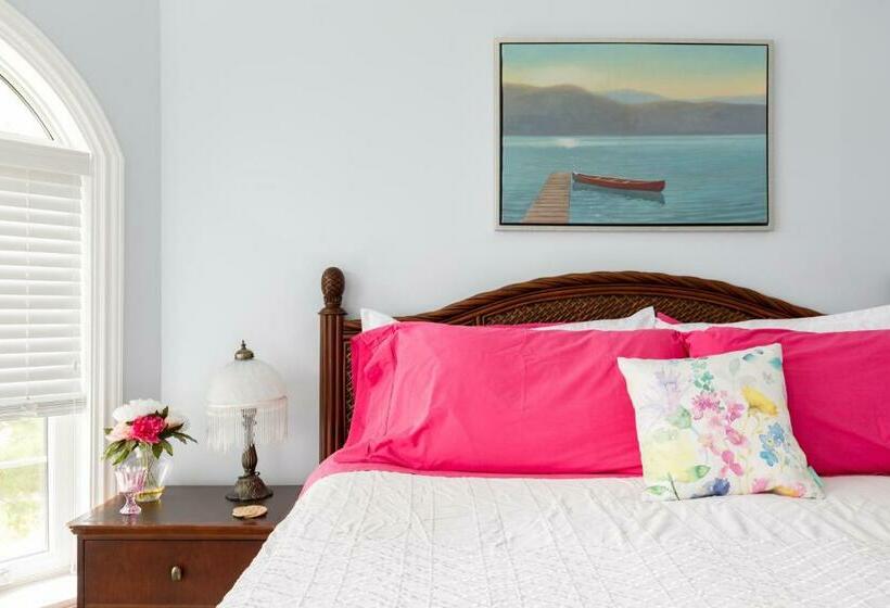 带大床的标准间, Greystone On Golden Lake