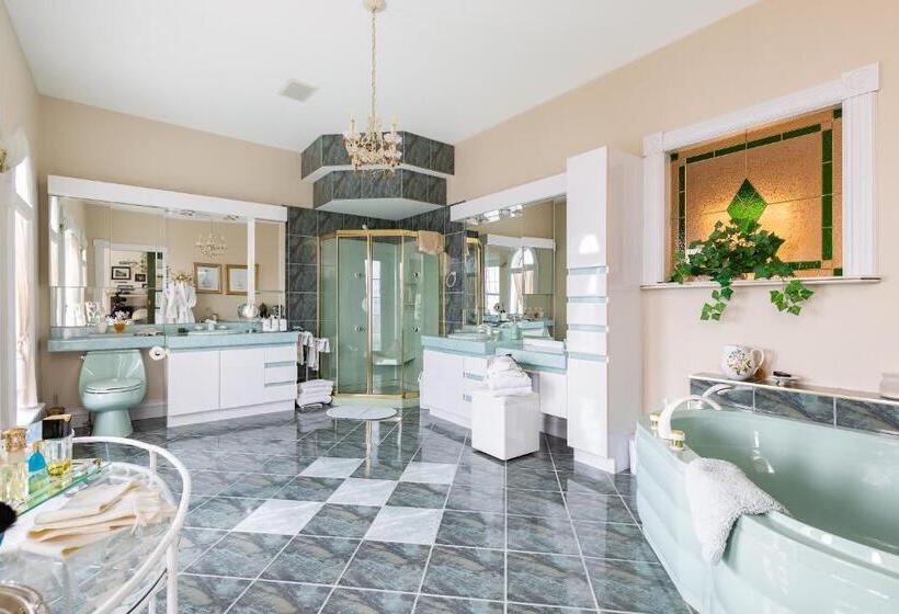 带大床的标准间, Greystone On Golden Lake