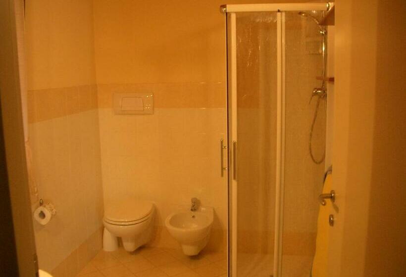 דירת חדר, B&b Borgo Tre Case