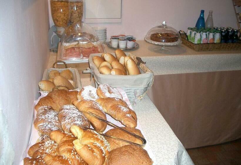 דירת חדר, B&b Borgo Tre Case