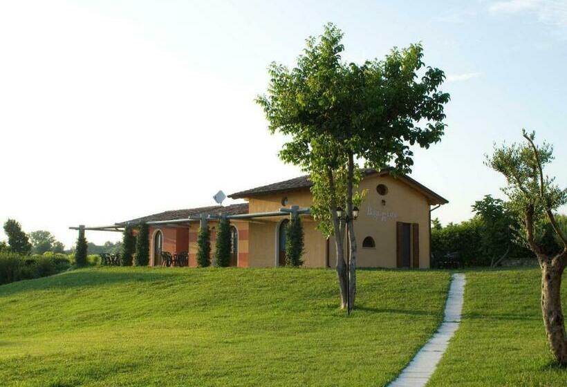 דירת חדר, B&b Borgo Tre Case